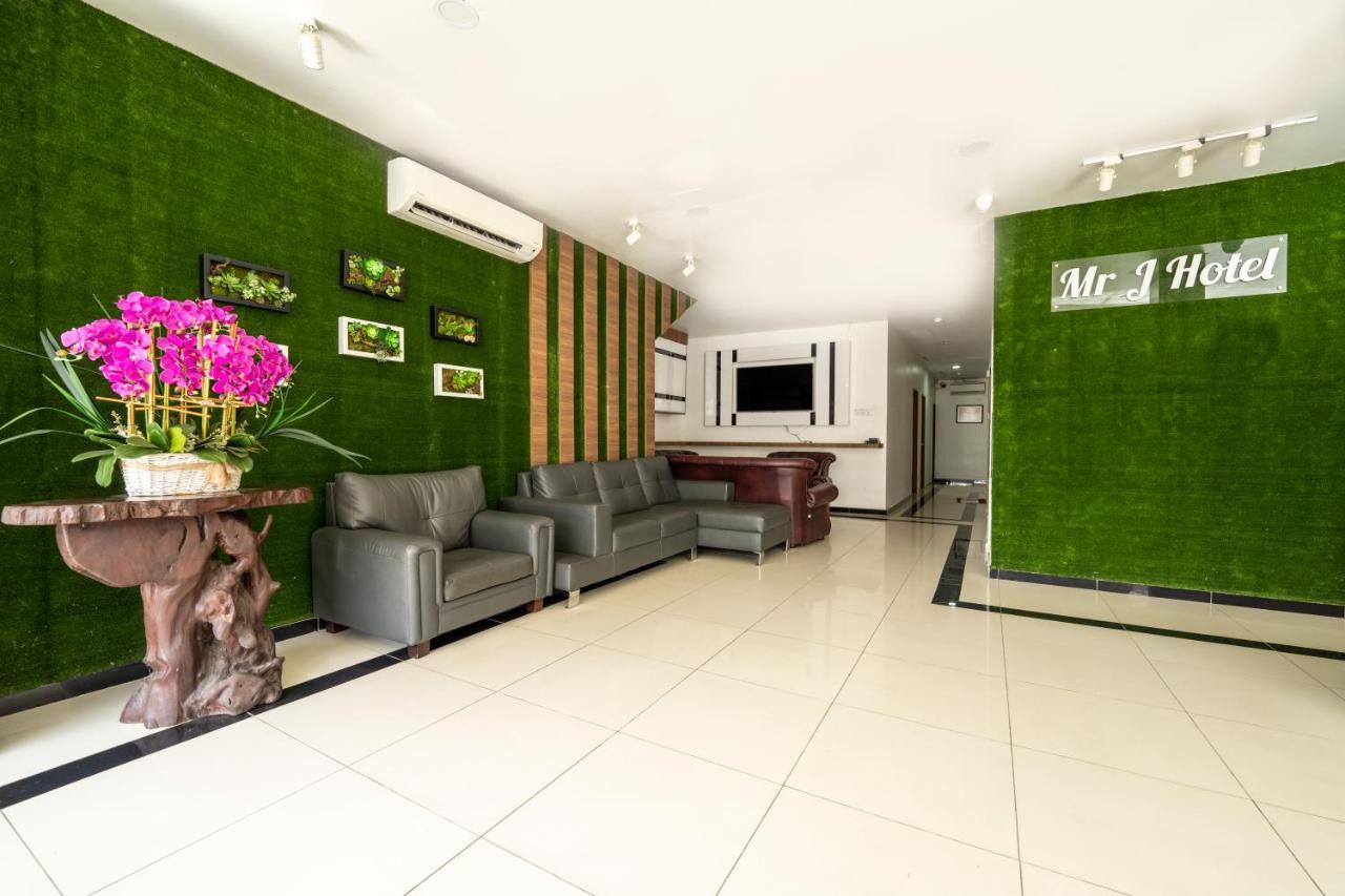 Mary J Hotel Family 10 Pax Room Kota Bharu Eksteriør billede